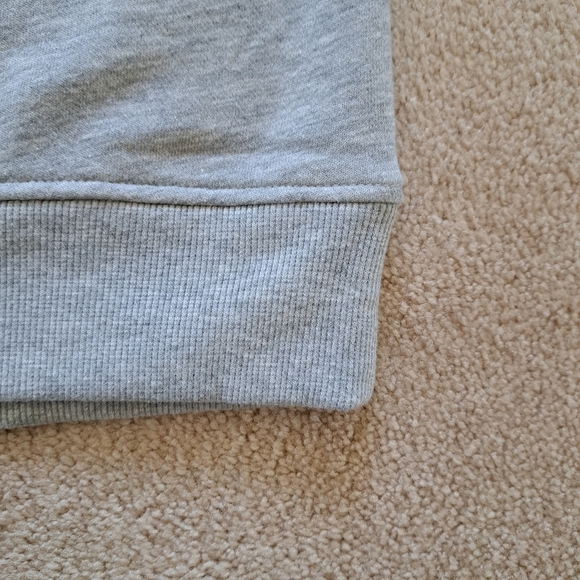 Tommy Hilfiger Youth Sweatshirt Grey Size 18/20 Unisex Fleece Crewneck Pullover - Picture 3 of 9